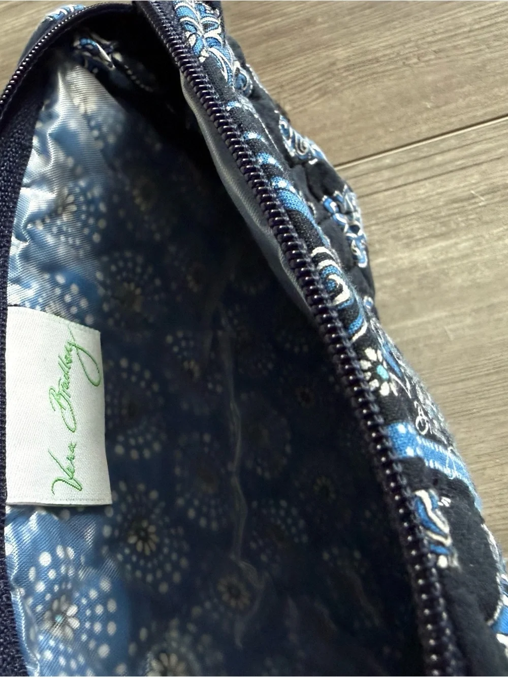 Vera Bradley Navy Paisley Quilted Medium Cosmetic Bag NWOT